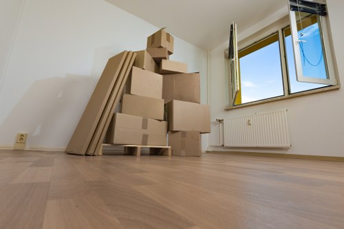 Removal team handling a small flat move in Blackfriars